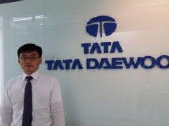 О Кенг Сик, генеральный менеджер отдела экспорта компании «TATA DAEWOO» (АА