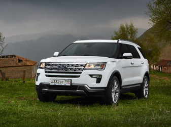 Игорь Моржаретто: Ford Explorer - большой семейный турист