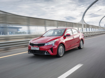 Игорь Моржаретто: KIA Rio - от дисплея до камина