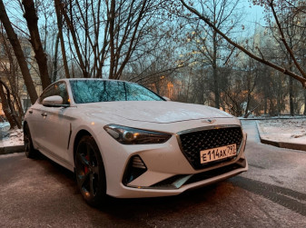 Сергей Целиков: Genesis G70 - младшенькая из «трех сестер»
