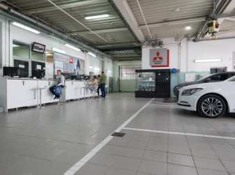 Где российские автовладельцы обслуживают свои машины, пока они еще на гарантии?