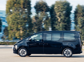 Тест-Драйв 7D: Hyundai Staria