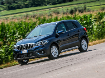 В России закончились кроссоверы Suzuki SX4