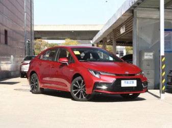 В России появилась китайская версия Toyota Corolla за 2,3 млн рублей