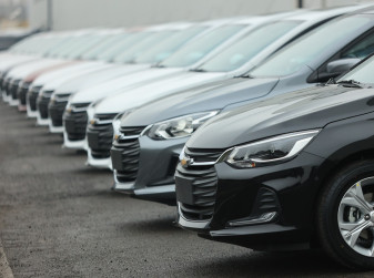 Более 85% продаваемых в Узбекистане легковых автомобилей имеют розничную цену ниже 15 тысяч долларов