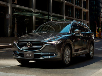 Кроссовер Mazda CX-8 поступил в продажу в России