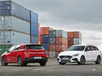 Дилеры привезли Hyundai i30 по цене от 1,9 млн рублей