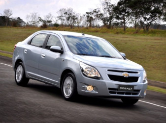 Седан Chevrolet Cobalt стал доступен в России за 1,44 млн рублей