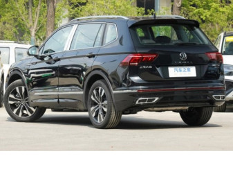 До России добрался семиместный Volkswagen Tiguan за 5 млн рублей