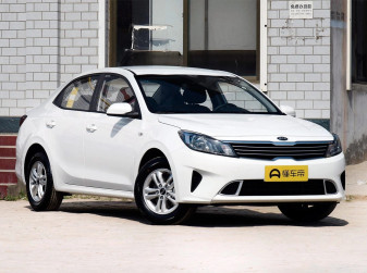 Дилеры привезли из Китая седан Kia Forte за 2,1 млн рублей