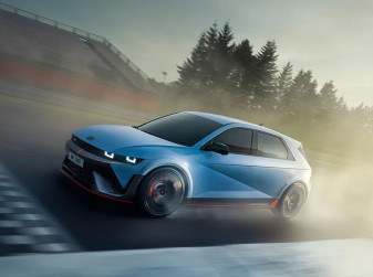 Hyundai представила свой самый мощный кроссовер Ioniq 5 N