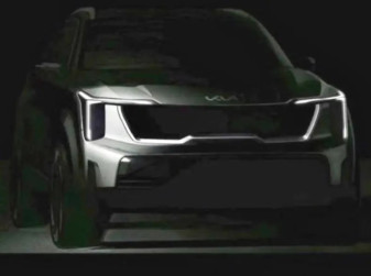 Рассекречена внешность обновленного Kia Sorento