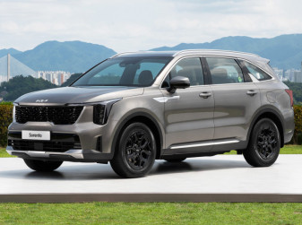 Kia представила обновленный кроссовер Sorento
