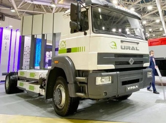 Автозавод «Урал» представил грузовую электроплатформу