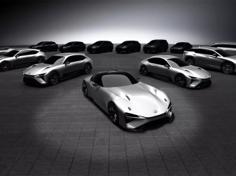 Lexus готовит новый электромобиль и может выпустить пикап