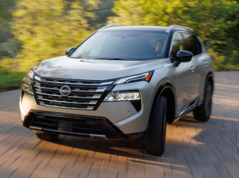 Nissan представил обновленный кроссовер X-Trail