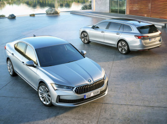 Skoda представила Superb нового поколения