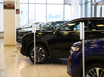 Сколько денег потратили россияне за 9 месяцев на покупку легковых автомобилей?