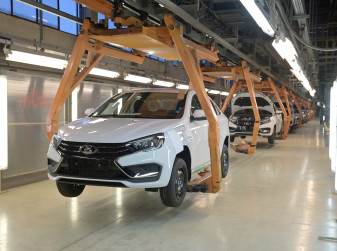 АВТОВАЗ может снизить производственный план на 10% в 2023 году