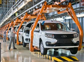 АВТОВАЗ назвал сроки запуска LADA Largus на заводе в Ижевске