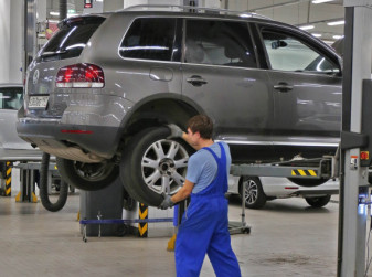 Ремонт европейских автомобилей в России стал дороже на 25 – 35%