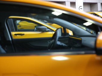Шесть новых моделей вошли в список локализованных автомобилей для такси