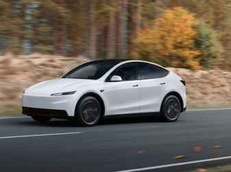 В Китае под отзыв попали более 4 млн автомобилей, почти 3 млн из них – Tesla