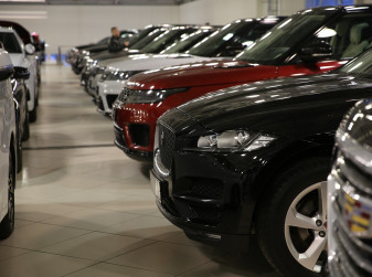В августе в Россию ввезли более 80 тысяч легковых автомобилей